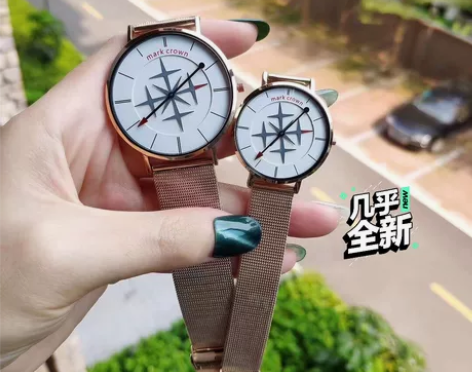 标冠(时来运转)手表时针五角星红点为时针，...