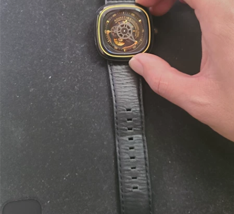 罗宾尼机械手表购买不到一年原价一千三百三现...