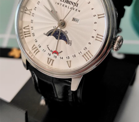 罗宾尼 石英表 蓝宝石镜面无一丝划痕