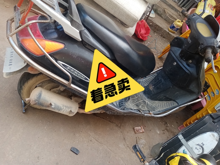 女装摩托车，一切正常