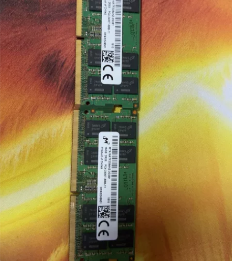 镁光 16G 2R×8 PC4 2400T...