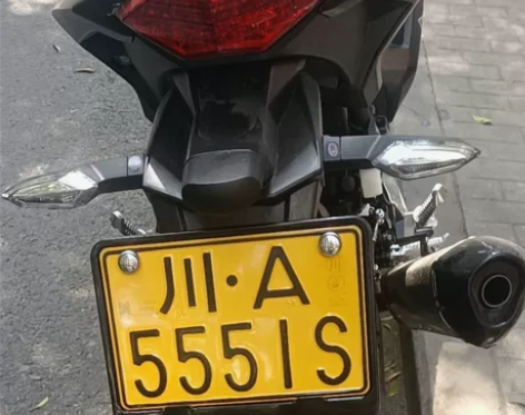 宝雕牌摩托车机车，，可上高速，行驶660公...
