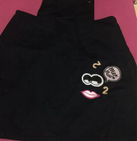 秋壳 秋季背带裙 蓝色 新旧如图 9成新。...