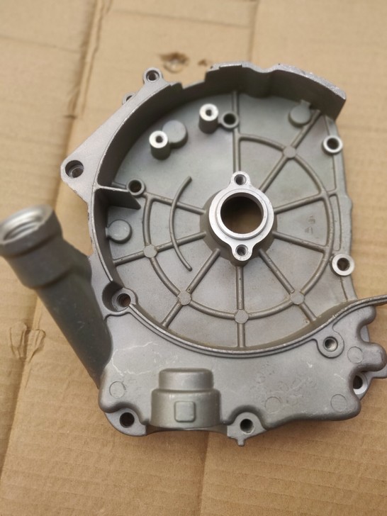 豪迈125.GY6-125加油箱体磁电机箱...