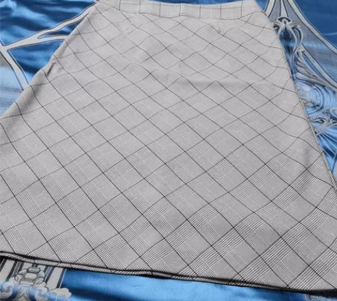 都穿不下了便宜出，A字裙，版型做工走线都不...