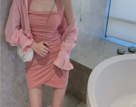 纯欲风性感收腰挂脖连衣裙显瘦辣妹短裙女20...