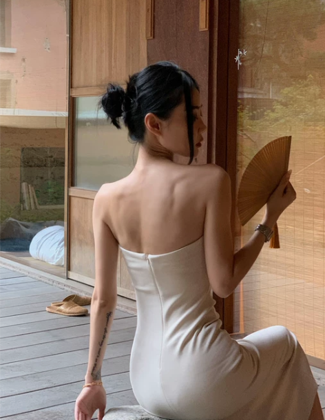 Dongniwow13哥 辣妹性感开叉打底...