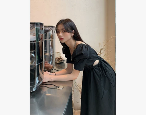 红人馆黑色连衣裙女夏季2021年新款法式茶...