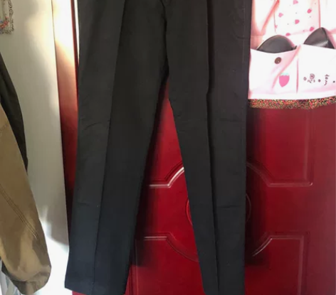 男士休闲裤，黑色，全新 未穿，腰围2尺8，...