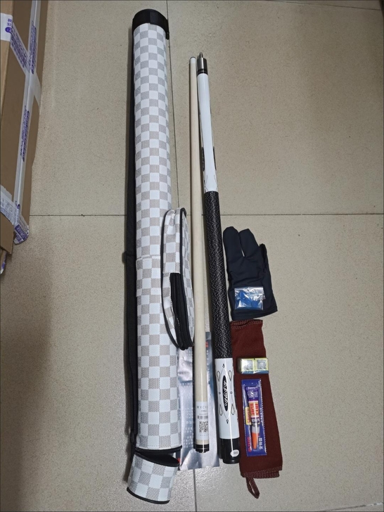 低价处理MYCUES台球杆爵士白款专业黑八...