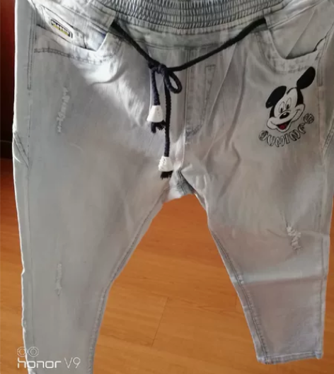 米奇牛仔裤七分裤全新 转手原因:瘦了 新旧...
