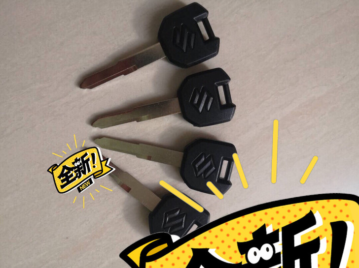 适用于铃木DL250 GSX250摩托车钥...