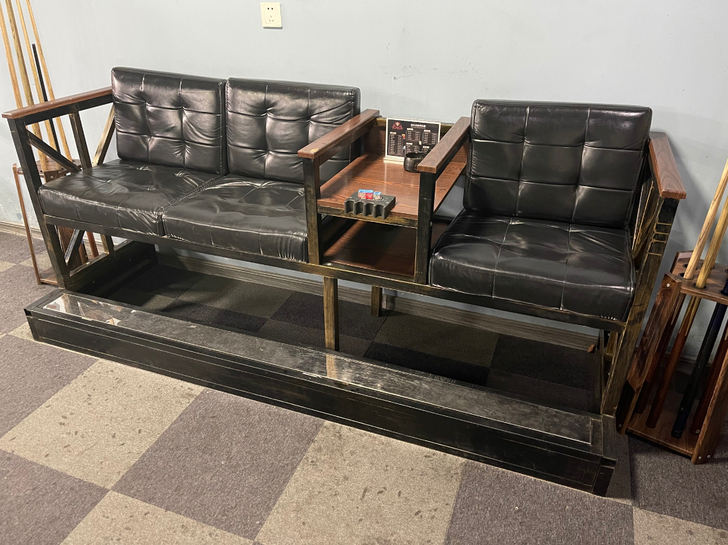 台球厅台球观球椅三人座8-9成新,海南海口