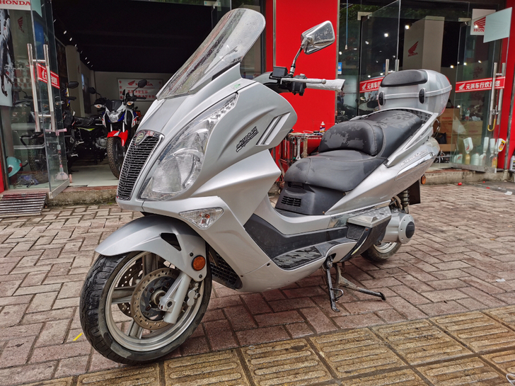 14春风捷马250，车况无问题，成色保持完...