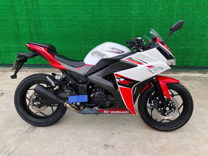 精品幻速跑车到货，2020年出厂国四电喷系...