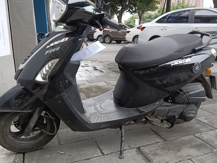 坤豪牌踏板摩托车