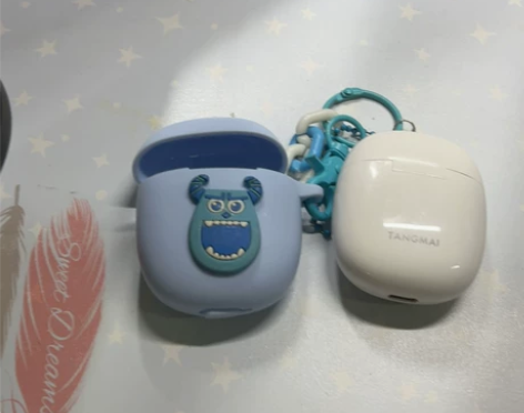 唐麦w9,只剩耳机仓,便宜出,可刀 感兴趣...