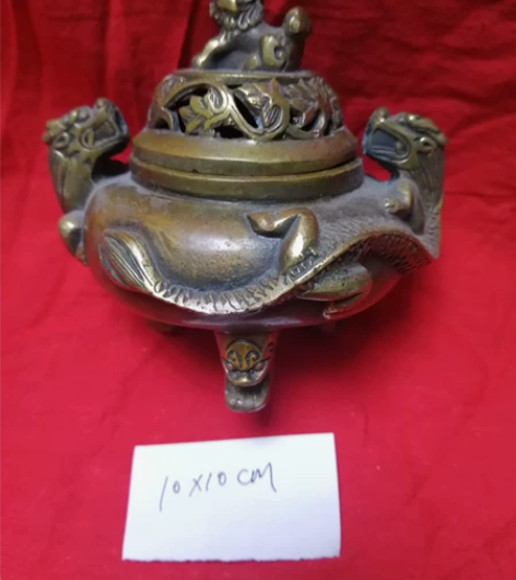 收藏的纯铜二龙熏香炉，做工精细。收藏价值极...