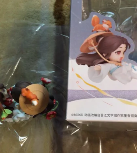 天官赐福 微瑕、谢怜与三郎 正品保证,售出...