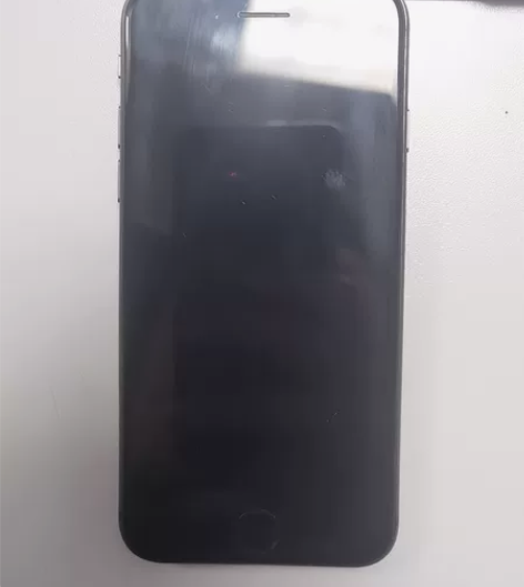 苹果8 64g 自用,换过一次电池,屏幕有...