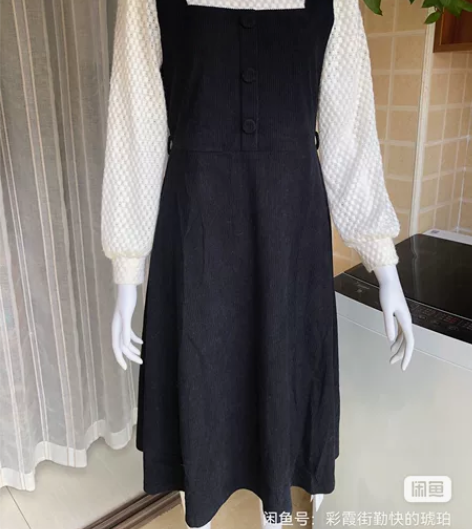 朝花夕拾秋冬季黑色绒布面长袖连衣裙 98成...