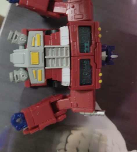 bpf围城柱上半身,漆面完好无损,没有损坏...