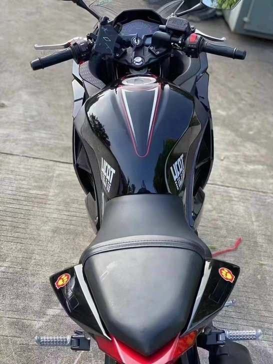 全新公路赛车二手摩托车精品车本田，铃木，雅...