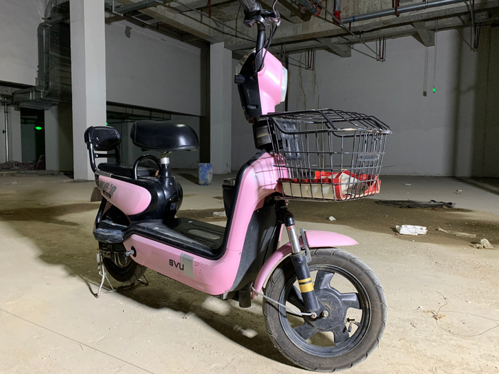 转手原因 换地方，不方便带走，只限自提。