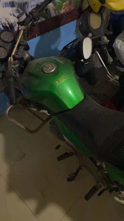 出售自家一所摩托车125发动机具体车况、看...