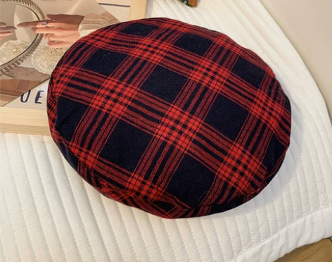 红色格子贝雷帽女秋冬季大头围日系复古帽子网...