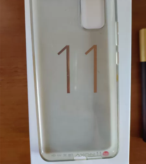 中兴  天机11 Axon 11手机保护壳...