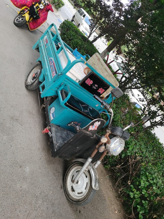 轮胎都是新的，20安新电瓶，自提价格可以商...