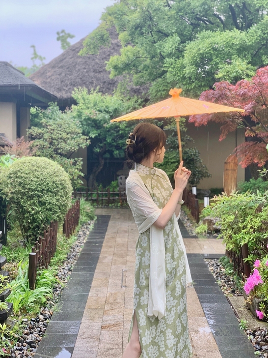 表象抒情诗丨湖樱 原创湖绿色温柔淡雅复古修...