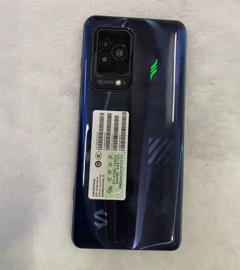 黑鲨5 12256 使用不多正常使用痕迹保...