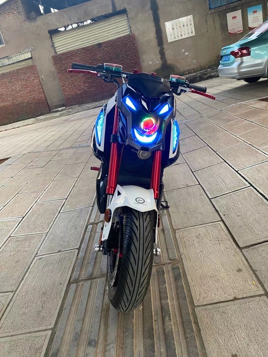 72伏20安 Z6几个月的车 全新电池 车...