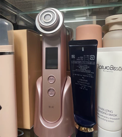 雅萌导入导出美容仪,手里好几台美容仪,这台...