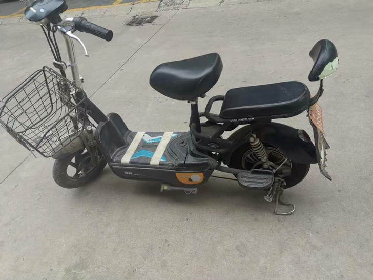 绿能电动车，买摩托了，不骑了。白菜价转让。