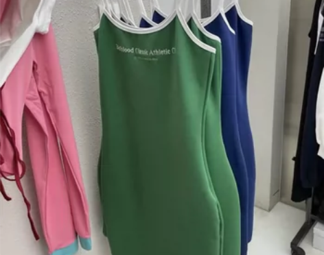 badblood吊带连衣裙女2022夏季辣...