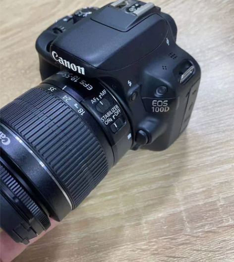 佳能100D 外观新 功能正常 电池充电器...