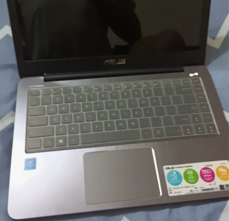 华硕 e403n 轻薄本 无拆无修，18年...