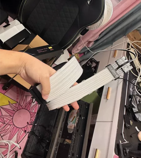 联力霓彩线2代LIANLI 24pin+双...
