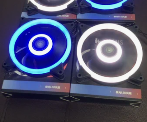 全新爱国者机箱风扇，型号：极光plus白光...