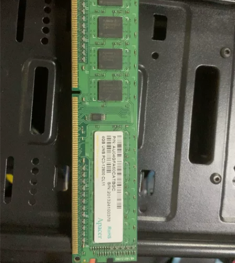 DDR3 12800  4G 感兴趣的话点...