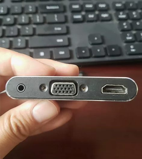 很小巧的便携实用Type-C转换器适用于苹...