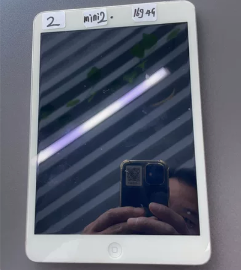 个人处理两个iPad mini2 都是无锁...