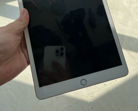 iPad 8，21年三月份买的，用了一年，...