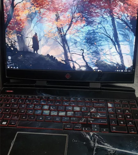 一手个人笔记本游戏本，i7处理器8代，10...