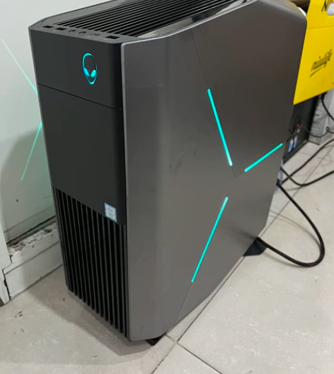 原装外星人ALIENWARE R7电竞台式...