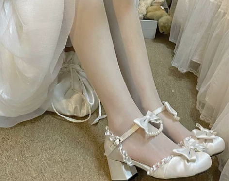 单鞋小皮鞋(魔女日记)魔女之夜原创新款中跟...