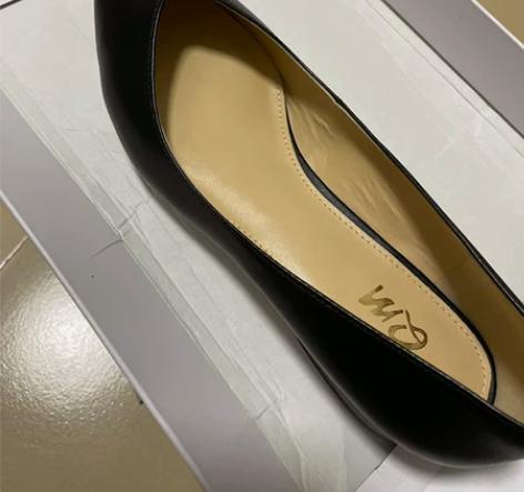 全新尖头平底浅口单鞋 V口平跟软底舒服 面...